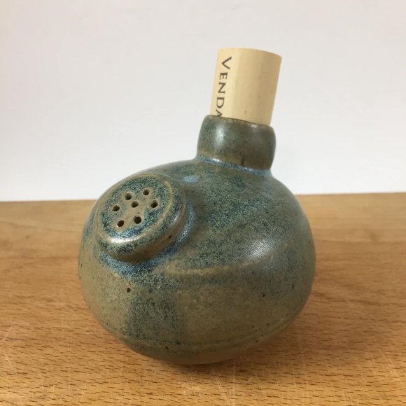 Studio Pottery Small Teapot with Plug and Strainer Spout Unique - Picture 6 of 7